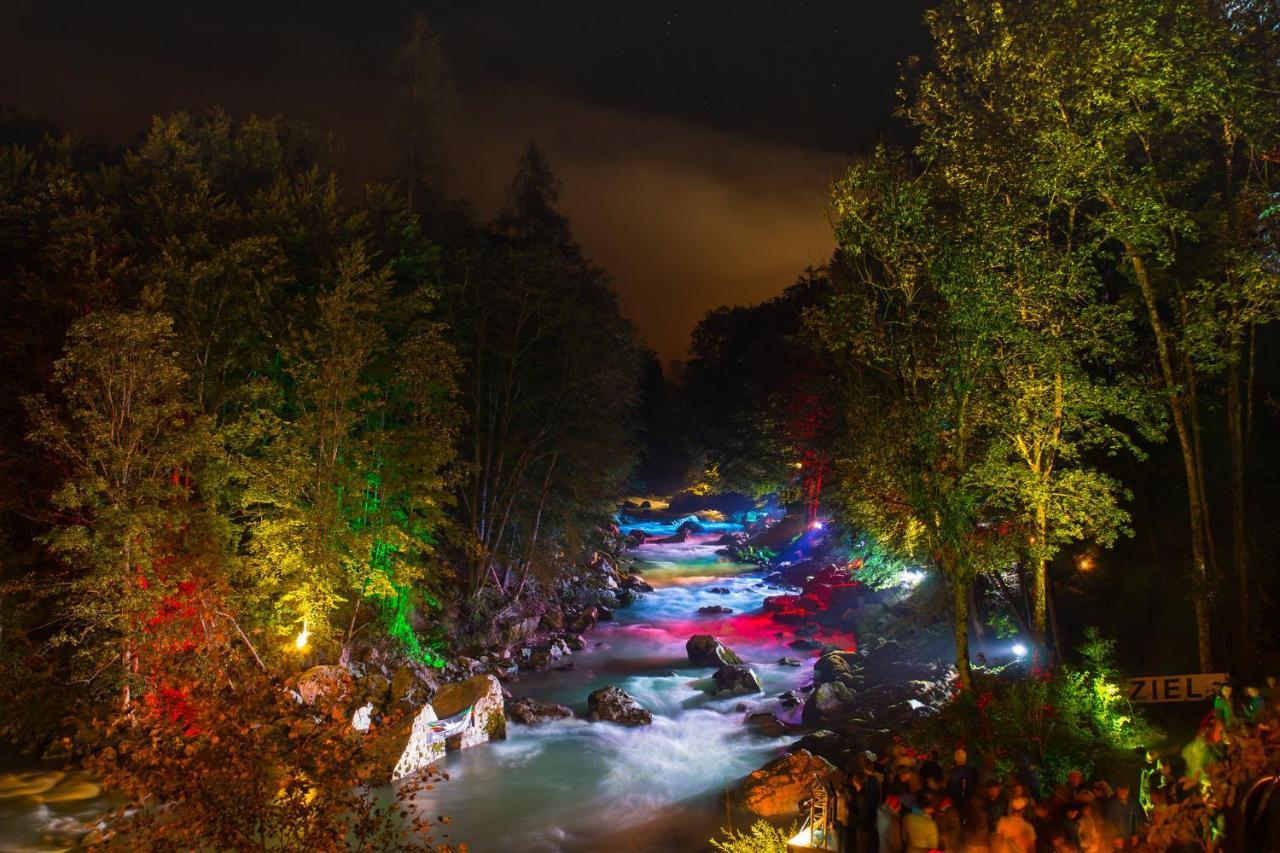 Schlosspark Grubhof - Mitterer Sankt Martin bei Lofer Buitenkant foto