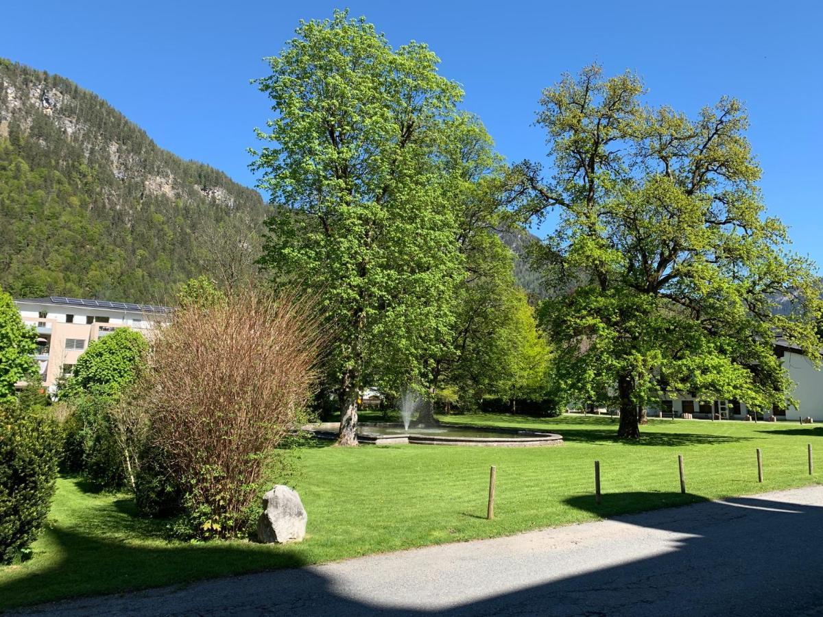 Schlosspark Grubhof - Mitterer Sankt Martin bei Lofer Buitenkant foto